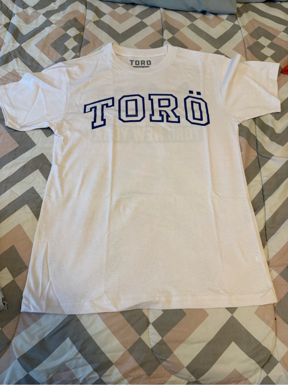 Toro Del Toro White Crewneck T‑Shirt with Blue TORÖ Logo